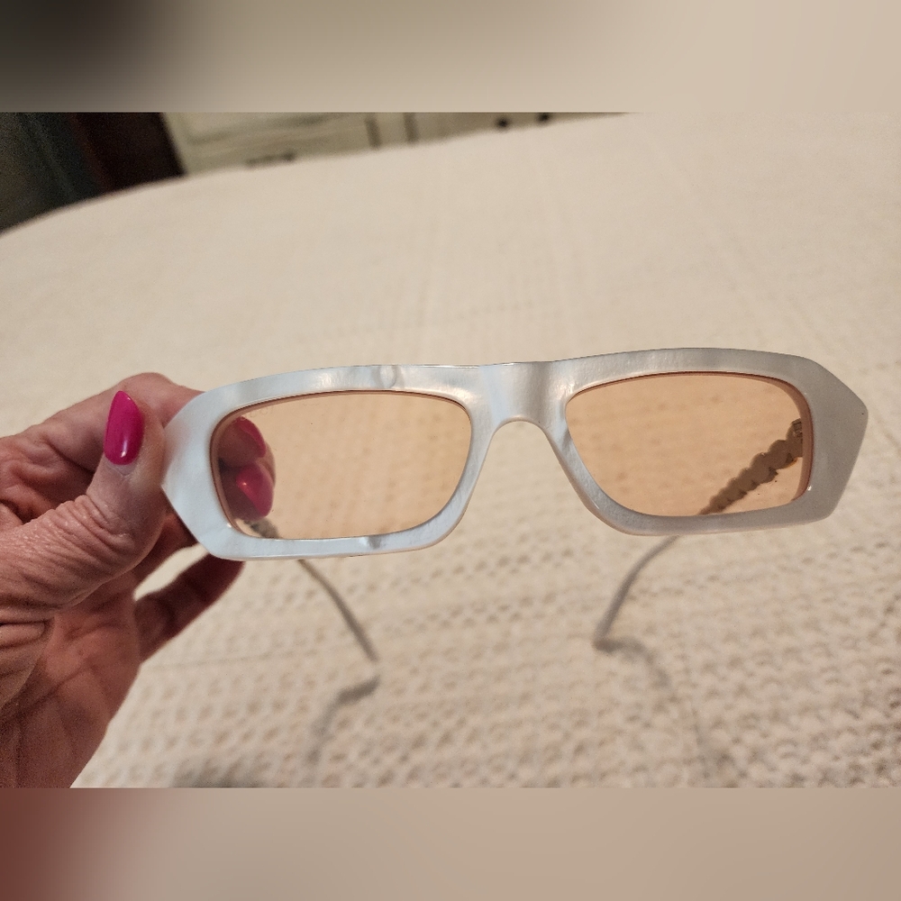 Gucci Style #GG0642S Mother Of Pearl Style Sunglasses Silver Gemstone Frame $565 - Picture 12 of 14